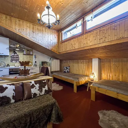Borgata House - Fronte Piste - Free Wi-fi & Private Park